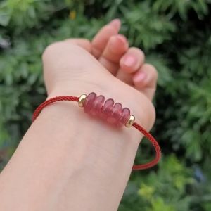 Vòng cáp ngũ điếu TA Dâu Tây Hồng điếu to mập dâu hồng đỏ màu đậm đẹp nhé - Phong Thủy TUDO