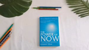 พลังแห่งจิตปัจจุบัน ทางสู่การตื่นรู้และเยียวยา The Power of Now หนังสือ Eckhart Tolle เพิ่มความสำคัญในการปรับเปลี่ยนแปลงสภาพต่างๆ ให้ความสุขและความสำเร็จ สำหรับสุขภาพและพัฒนาตนเอง เป็นเครื่องดื่มของคุณ