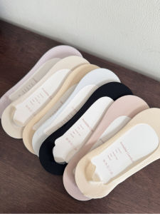 Eilish ถุงเท้าเรือสตรีฤดูร้อนบางเฉียบระบายอากาศได้ถุงเท้าผ้าฝ้ายที่มองไม่เห็นแบบไม่มีรอยต่อที่มีรูปแบบสีบริสุทธิ์