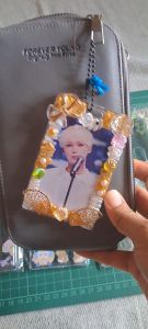 [READY STOK] PHOTOCARD HOLDER KPOP DECO 3D / STIKER | Cahol Deco cream aklirik / card holder deco Acrylic / cahol deco kpop (FREE PHOTOCARD)