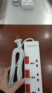 Ổ cắm điện SUNHOUSE SHE-OC1-3R
