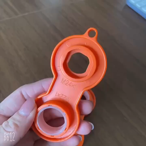 4 In 1 Pembuka kran wastafel Multifungsi kunci pas kran air Alat Pembuka Keran universal