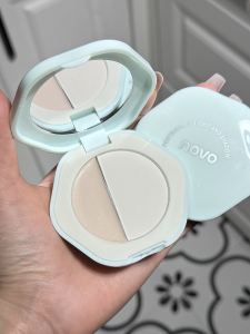 Novo New Product Light and Shadow Description Double Stitching Highlight Rice Noodle Plate Contour Compact Matte Brightening Face Covering Tears Groove French Lines