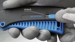 MARTOR Secunorm Mizar Squeeze-Grip Safety Knife with Lever Mechanism 15mm Cutting Depth Glass Fiber-Reinforced Handle Recycled Plastic