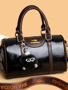 2025 New Soft Leather Shoulder Crossbody Bag Womens Handbag Fashionable Single Strap Boston Bag Pillow Shaped Casual Bag