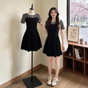 Slimming and Waist-Cinching Dress for Plus Size with Lace Hollow-out Design