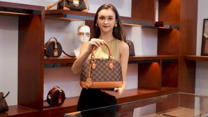 กระเป๋าทรงโดม LK (LK73)