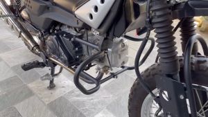 Chống Đổ Khung Yamaha Pg1