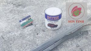 Sơn vân bông Inter sơn sần màu đen (900gr)