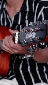 กีตาร์โปร่ง Daisy D200  Acoustic Guitar 41 นิ้ว พร้อมกระเป๋า ปิ๊ก ประแจ [ผ่อน 0% 10เดือน]