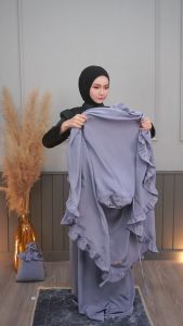 ชุดละหมาดสีพื้น แถมกระเป๋าพกพา เนื้อผ้าบิสกรีนอัดยับ กรอบหน้าสวยแต่งลูกไม้ ไซส์ใหญ่ TB42วาริสมุสลิม