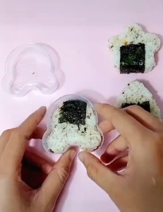 Cetakan Sushi Bento Onigiri / Cetakan Bola Nasi Bentuk Lucu Karakter