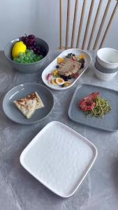French Style Ceramic Tableware Home-use Plates Bowls