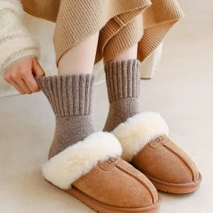 1 Pair Womens Wool Socks Ladies Mid-Calf Winter Thickened Fleece Warm Snow Socks Set Short Woman Grip Socks Wholesale 2025