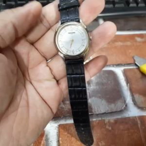 Đồng hồ nữ dây da cổ điển Renoma Paris size 32mm Second hand
