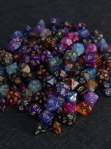 7pcs / Set Dadu Transparan Multisisi untuk RPG DND - Aksesoris yang Seru dan Serbaguna!