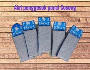 ALAT PEMBERSIH DAN PENGGOSOK PANCI GOSONG