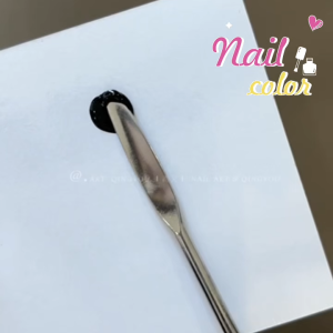 ✨🇹🇭🇹🇭 QINGYOU (สีดํา สีขาว) ขวดเดียว กาวทาเล็บ กาวเพ้นท์เล็บ ความอิ่มตัวสูง ใช้กับแปรง