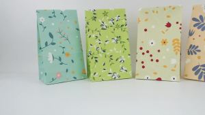12/24PCS Plant Pattern Gift Paper Bags for Candy Cookie Bakery Kraft Paper Packaging Bags with Stickers