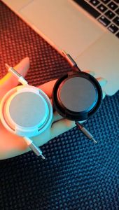 Retractable Data Cable 60W Fast Charging Cable USB C To Type C Data Cord Stretchable Length Charger Wires for Phones Laptop Android/ IPhone Charge Cable