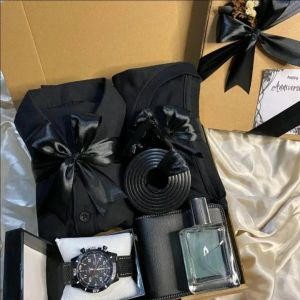 (BISA COD) GIFTBOX HAMPERS KADO COWOK ISI KEMEJA HITAM POLOS KADO ULTAH KADO ANNIVERSARRY VALENTINE