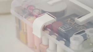 Clear Plastic Medicine Storage Box First Aid Carrying Case with Handle Portable Dustproof Mask Box