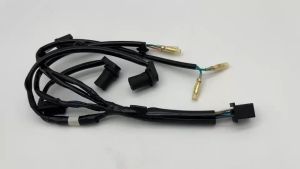 33120K33D01  ชุดขั้วหลอดไฟ  ใช้สำหรับรถรุ่น: CBR300R