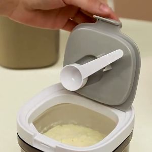 Kidscompany 1800/1300/800ML Milk Storage Container: Airtight Design & Durable Construction