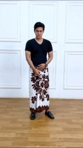 Sarung batik gus iqdam kekinian Pria Dewasa Motif PIRAMIDA Sarung Batik Goyor super motif palekat wadimor terkini Batik S-Three