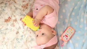 REDFIRE TOYS MAINAN EDUKASI DINI HP BAYI TELEPON LAMPU MUSIK GIGITAN BAYI SILIKON MESIN PENDIDIKAN