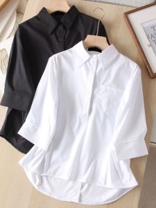 เสื้อเชิ้ตผู้หญิงทรงหลวมแขนสั้นปิดกระดุมคอปกพับ ทรงเข้ารูป สไตล์ฤดูใบไม้ผลิ 2025 เสื้อเชิ้ตผู้หญิงทรงเข้ารูป