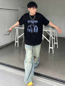 เสื้อยืดแขนสั้นผู้ชายสไตล์อเมริกัน ทรงหลวม ผ้าฝ้ายแท้ พิมพ์ลายตัวอักษร ลำลอง ฤดูร้อน เสื้อยืดคอกลมสำหรับผู้ชาย