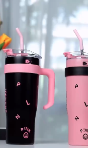Kpop black&pink Coffee cup 1250ml Thermal Mug with handle Straw Thermos cup Stainless steel Insulated cup beverage cup