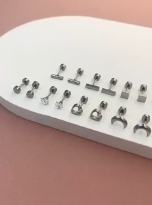 1 Pcs Anting Stainless Steel Flat Bottom - Anting Tindik kupu kupu Bunga Anting Crystal Modern