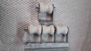 Khung đỡ sứ rắc gắn sứ kéo điện gắn tường khung đỡ u sứ gắn trụ điện (Bảo hành đổi mới)