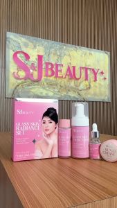 S and J Beauty Glass Skin Radiance SET Triofolium Repens Niacinamide Hyaluronic Acid for Skincare Comfort