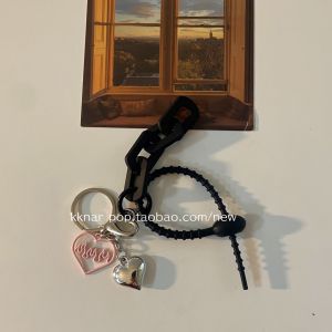 Creative Butterfly Keychain Couple Style Silicone Bag Car Keyring Pendant High Aesthetic Value Resin Cartoon Pattern Gift