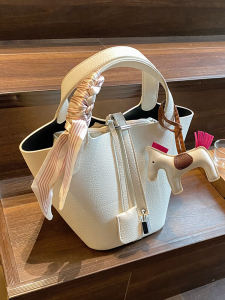 Fashionable Bucket Bag Womens Handbag Soft PU Leather Magnetic Clasp Closure Casual Shoulder Bag Large Capacity Tote Bag