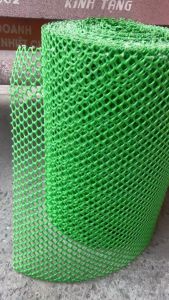Lưới Nhựa Cao Cấp Chống Chuột Mặt Lỗ 1cm Xanh Lá Mạ 50cm x 10m Cho Vườn và Vật Nuôi