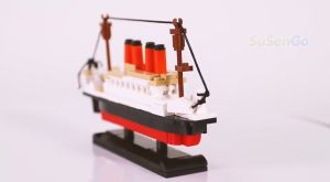 Titanic Block Titanic Model Titanic Luxury Cruise Boat Ship Model Building Blocks Kids DIY Educational Bricks Toys Gift for Children Titanic Toys Ship Model Building Blocks Sets City DIY Steamboat Bricks Educational Toys Christmas Gift 194PCS