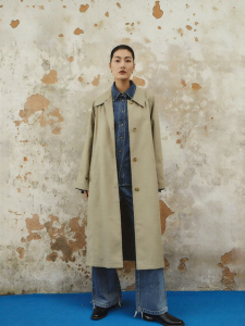 Eastern Light | Vintage Autumn Long Coat