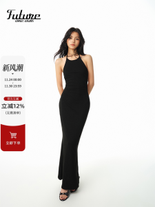 ชุดเดรสคอวีแขนกุดสีดำเซ็กซี่ F1os Original Design ดีไซน์เปิดหลัง กระโปรงทรงเอเข้ารูป เดรสยาวคลุมเข่า