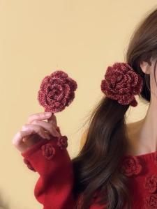 กิ๊บติดผมลายดอกไม้สีแดงอ็อกซ์ฟอร์ด ทรงสุดเก๋ ดีไซน์ใหม่ ประดับผมด้านข้าง สไตล์ฤดูใบไม้ร่วงและฤดูหนาว กิ๊บติดผมด้านหลังที่สวยงาม