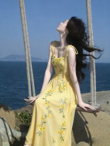 Bright Slimming Yellow Print Camisole Dress
