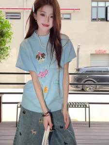 CHANT2nd | Cute Dog Embroidery Denim Shorts Mid-Length