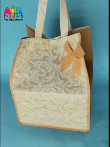 Tas Spunbond Box Motif Emboss Variasi Pita (Lusin)