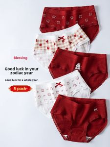 Girls Cotton Underwear Red Pure Cotton Triangle Panties Antimicrobial Childrens Innerwear Breathable Comfortable All Cotton Shorts