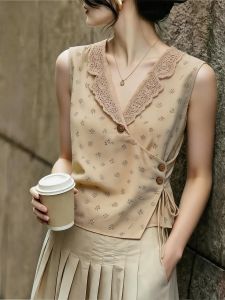 KUNAILIN | French Style Sleeveless Lace V-Neck Slimming Large Size Blouse
