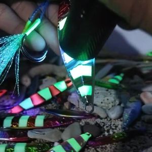 Umpan Jigging 80 Gram SKYVIU KOKA Hologram Minyak GID Zebra Fosfor 1 Set Double Assist Hook Slow Jig 80g Malam Menyala