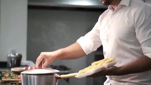 EKO MIE BAKSO KERING TERBARU 5000AN 300GRAM WINGSFOOD TERMURAH